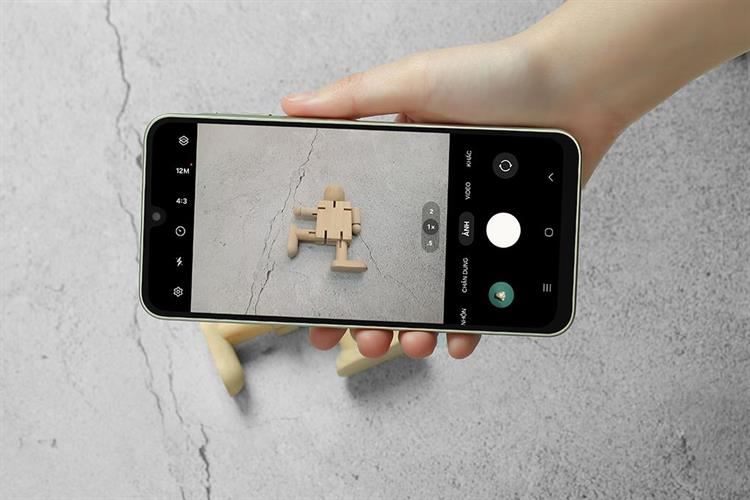 Điện thoại Samsung Galaxy A16 5G 8GB/128GB Màu Vàng