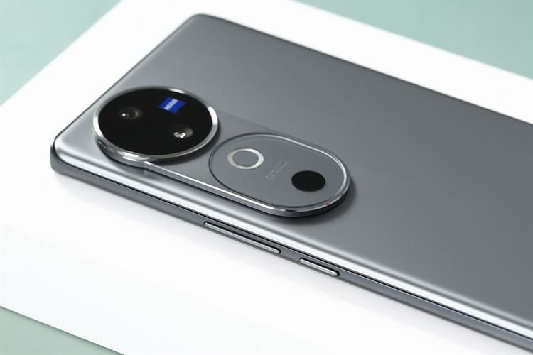 Điện thoại vivo V40 5G 12GB/256GB Màu Bạc