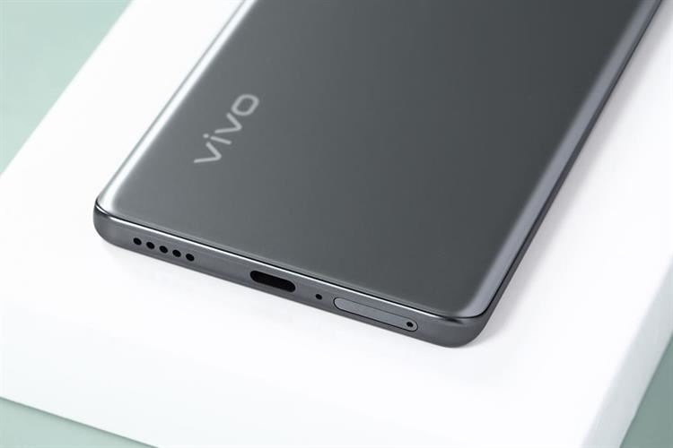 Điện thoại vivo V40 5G 12GB/256GB Màu Bạc