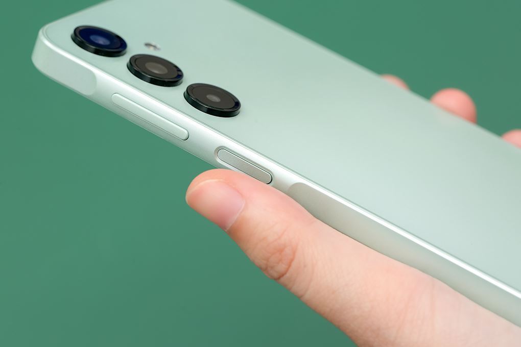 Điện thoại Samsung Galaxy A16 4GB/128GB Màu Xanh lá