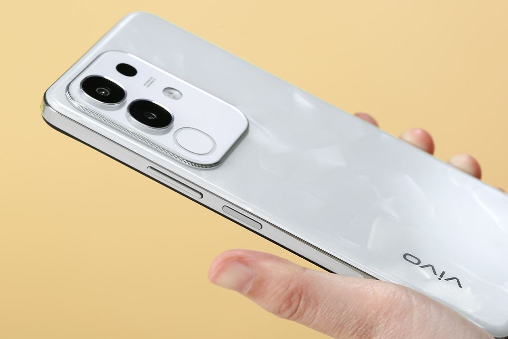 Điện thoại vivo Y29 8GB/128GB Màu Trắng