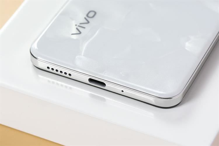 Điện thoại vivo Y29 8GB/256GB Màu Trắng