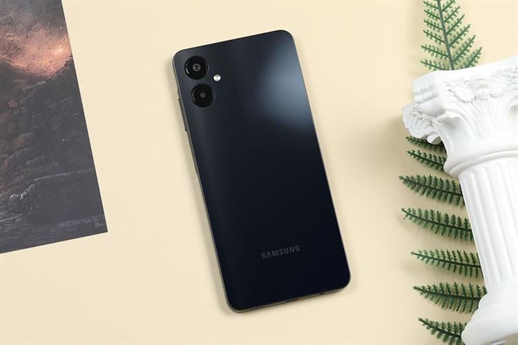 Điện thoại Samsung Galaxy A06 5G 4GB/128GB Màu Đen