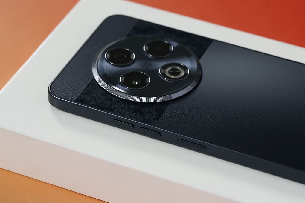 Tecno Spark 30 8GB/128GB - 19