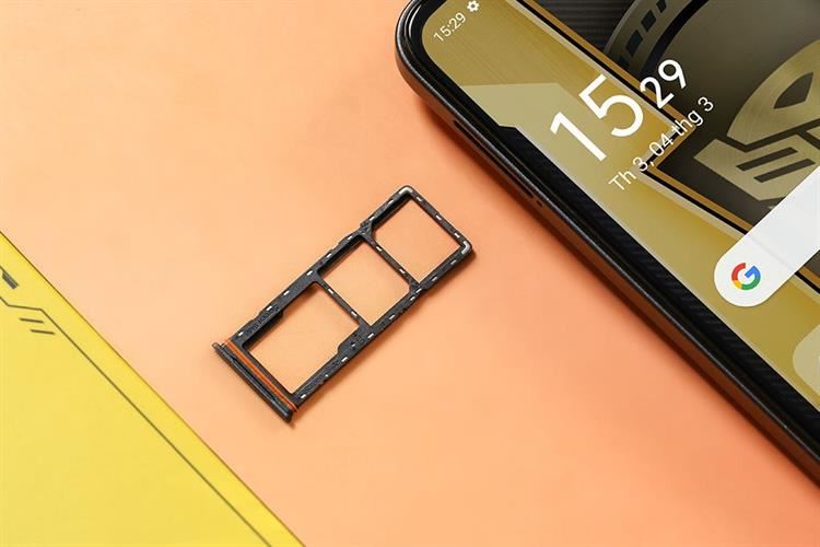 Điện thoại Tecno Spark 30 8GB/128GB Màu Vàng