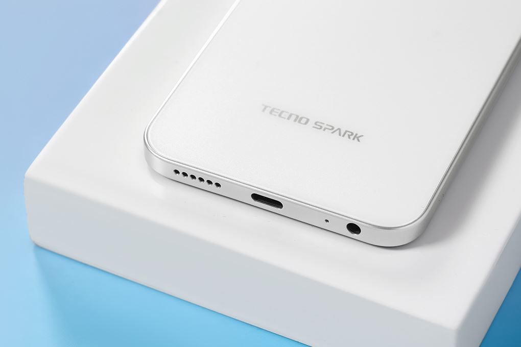 Điện thoại Tecno Spark 30C 6GB/128GB Màu Trắng