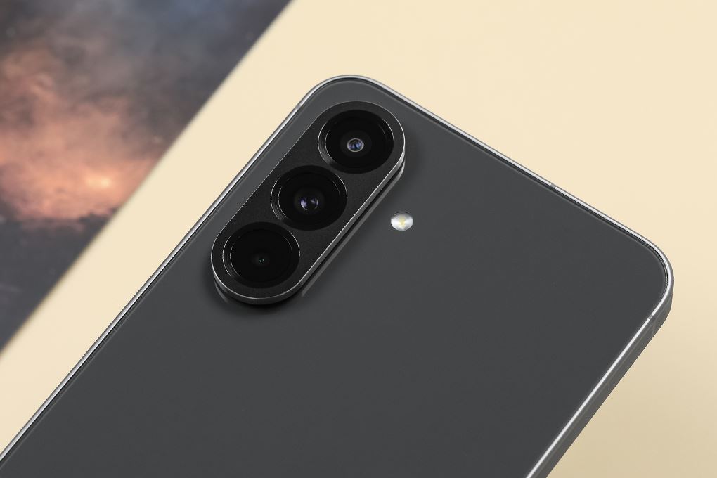 Điện thoại Samsung Galaxy A56 5G 8GB/128GB Đen - 6