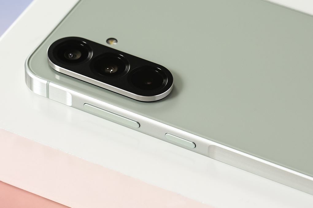 Điện thoại Samsung Galaxy A56 5G 8GB/128GB Xanh lá - 7