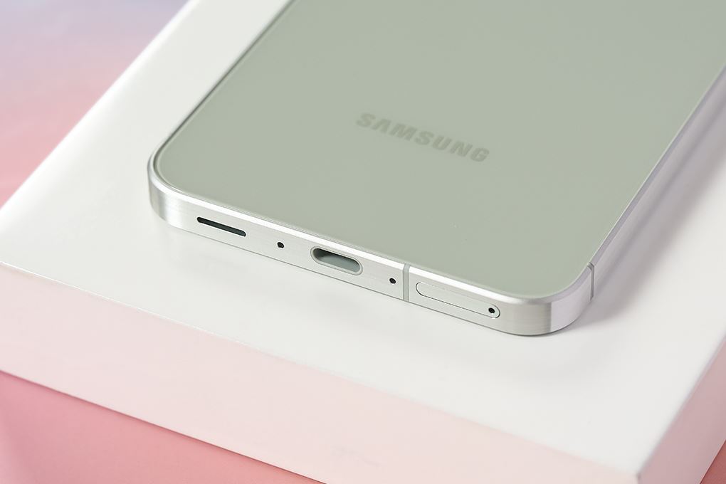 Điện thoại Samsung Galaxy A56 5G 8GB/128GB Xanh lá - 8