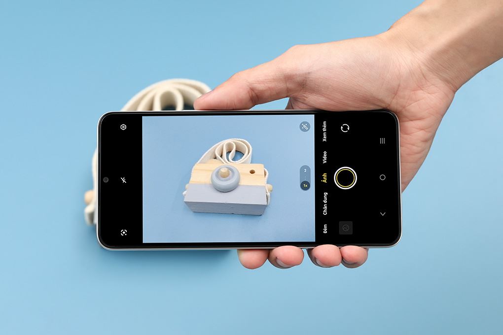 Điện thoại vivo Y04 6GB/128GB Trắng - Vàng - 12