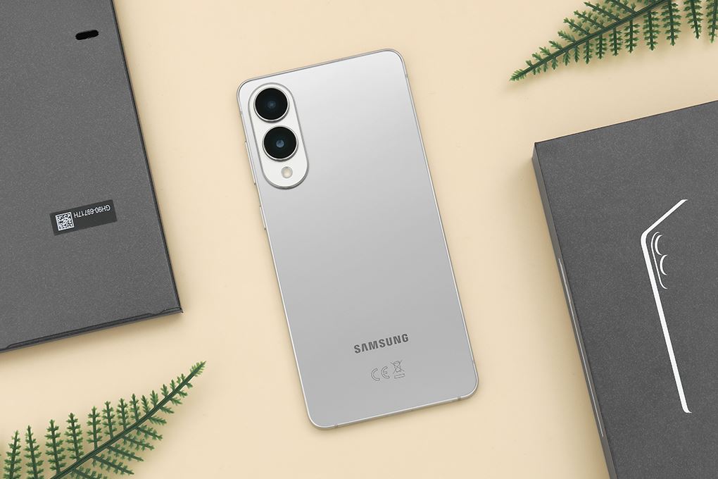 Điện thoại Samsung Galaxy S25 Edge 5G 12GB/512GB Màu Bạc
