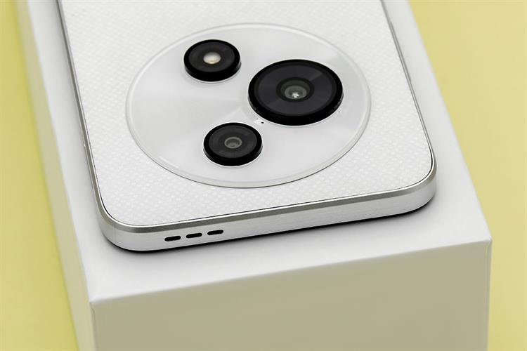 Điện thoại TCL 605 4GB/128GB Màu Trắng