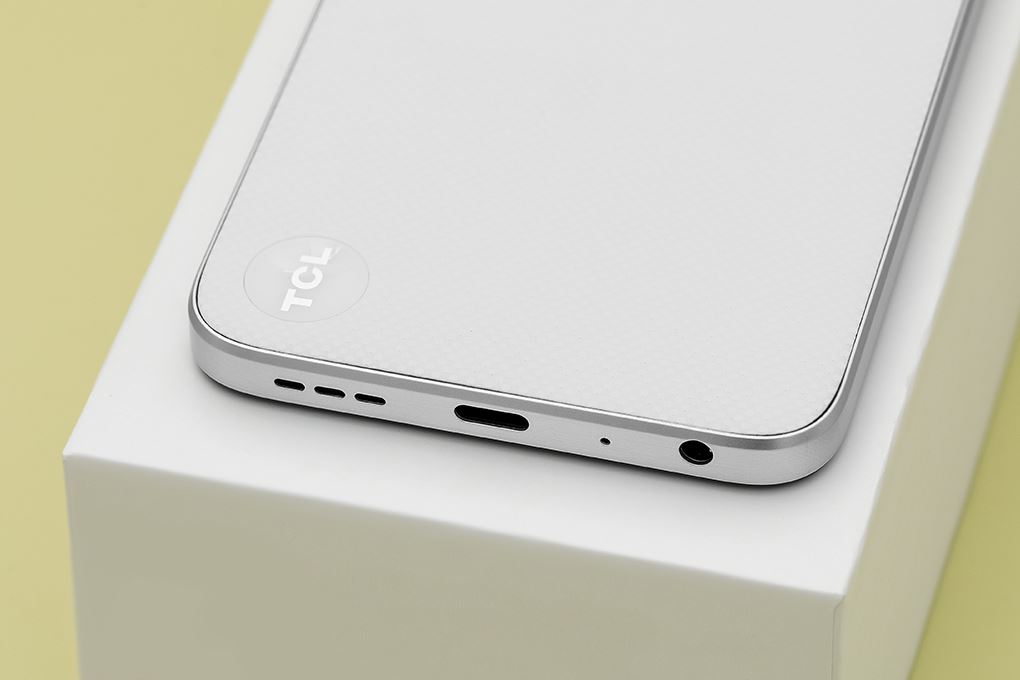 Điện thoại TCL 605 4GB/128GB Trắng - 9