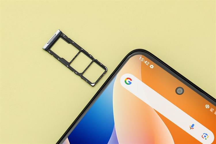 Điện thoại TCL 605 8GB/256GB Màu Đen
