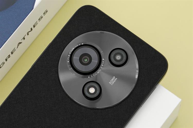 Điện thoại TCL 605 8GB/256GB Màu Đen