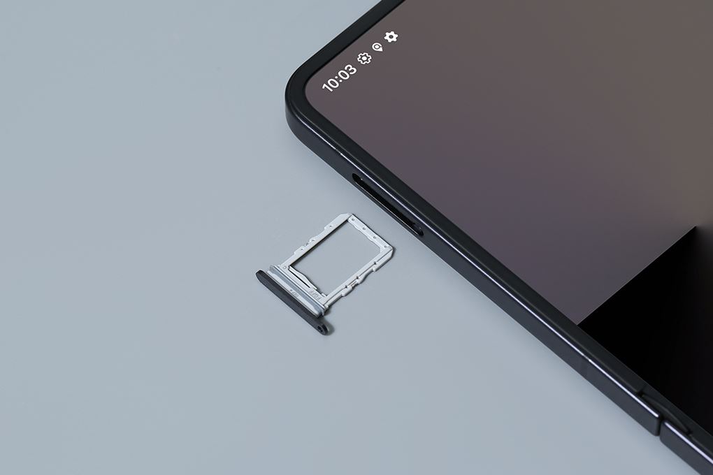 Điện thoại Samsung Galaxy Z Flip7 5G 12GB/256GB Màu Đen
