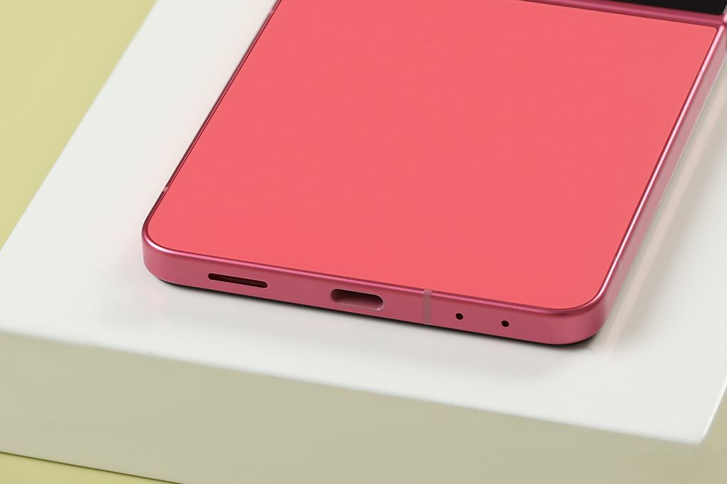 Điện thoại Samsung Galaxy Z Flip7 5G 12GB/256GB Màu Đỏ