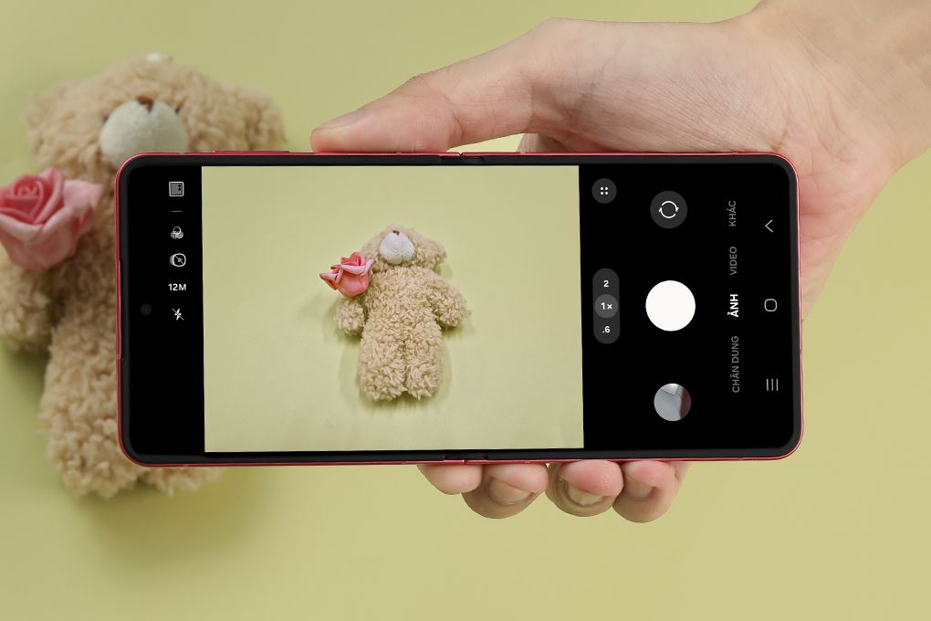 Điện thoại Samsung Galaxy Z Flip7 5G 12GB/256GB Màu Đỏ