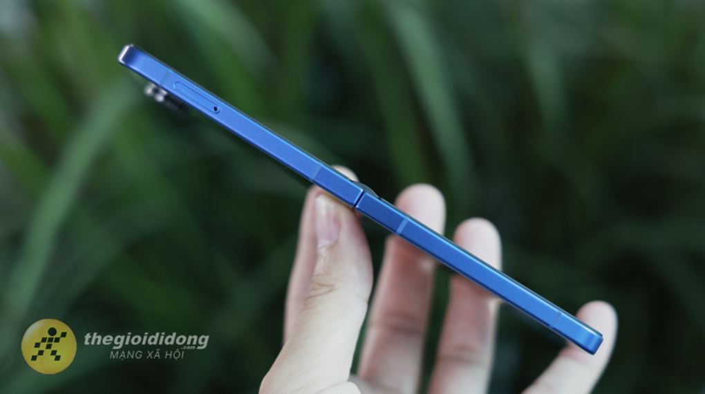 Samsung Galaxy Z Flip7 5G 12GB/512GB - Mỏng Samsung Galaxy Z Flip7 5G 12GB/512GB - Mỏng