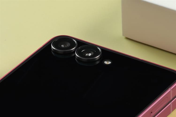 Điện thoại Samsung Galaxy Z Flip7 5G 12GB/512GB Màu Đỏ