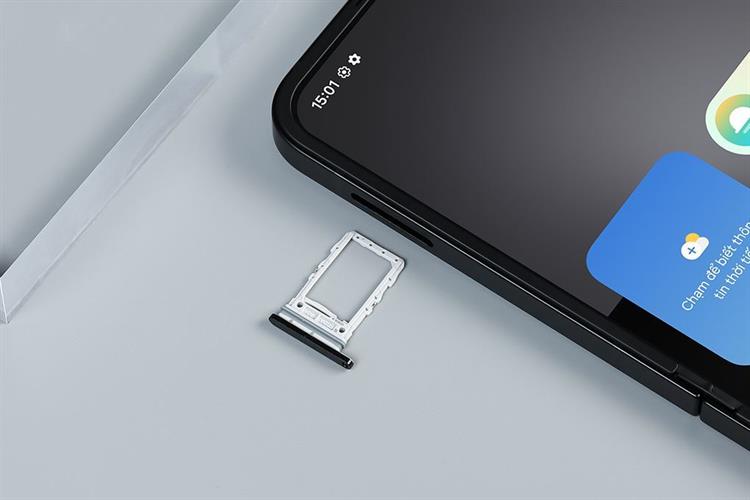 Điện thoại Samsung Galaxy Z Flip7 FE 5G 8GB/256GB Màu Đen