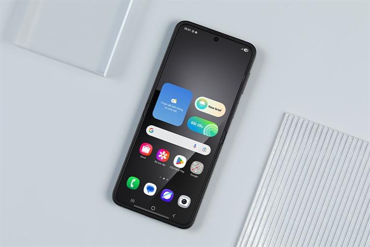 Điện thoại Samsung Galaxy Z Flip7 FE 5G 8GB/256GB Màu Đen