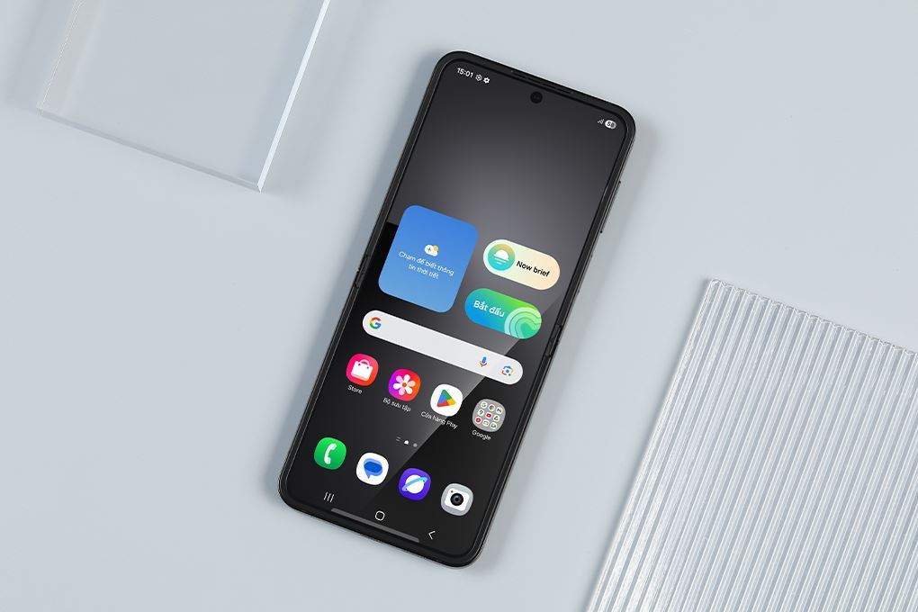 Điện thoại Samsung Galaxy Z Flip7 FE 5G 8GB/256GB Màu Đen