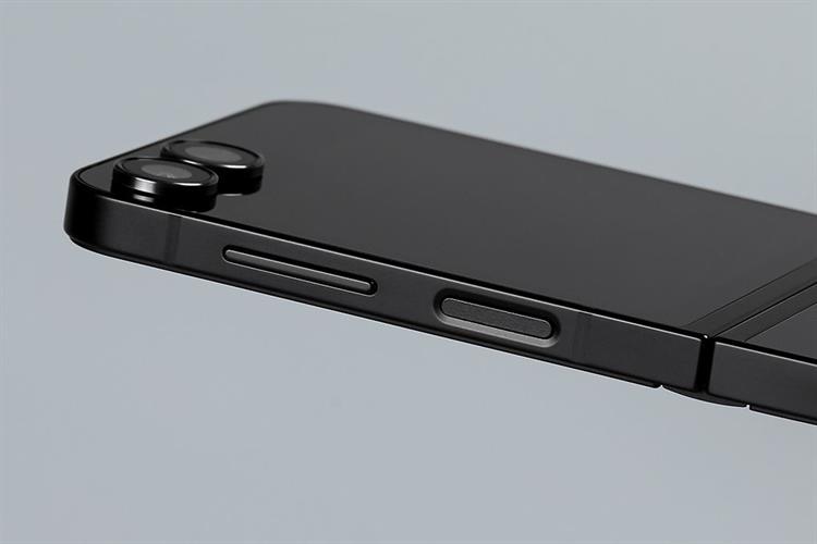 Điện thoại Samsung Galaxy Z Flip7 FE 5G 8GB/256GB Màu Đen