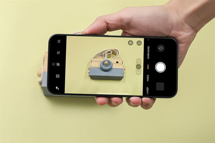 Điện thoại OPPO Reno14 F 5G 8GB/256GB Xanh dương/Xanh lá Màu Xanh lá