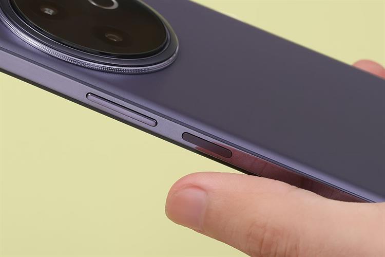 Điện thoại vivo Y39 5G 8GB/256GB Màu Tím