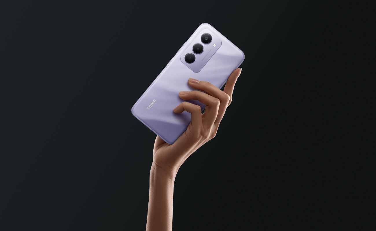 Xiaomi Redmi 15 8GB/128GB - Cảm giác cầm nắm