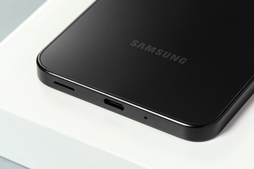Điện thoại Samsung Galaxy A17 4GB/128GB Màu Đen