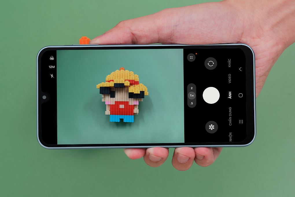 Điện thoại Samsung Galaxy A17 8GB/128GB Màu Xanh nhạt