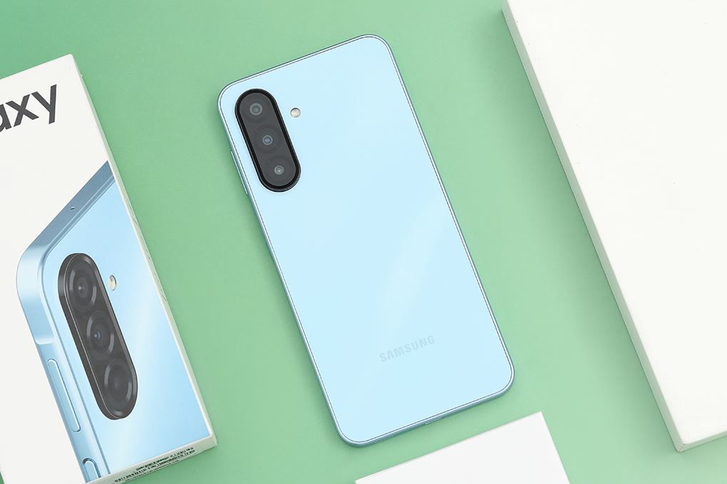 Điện thoại Samsung Galaxy A17 8GB/128GB Màu Xanh nhạt
