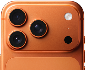 iPhone 17 Pro, [O7] một phần vỏ ngoài mặt sau, hệ thống camera Pro ở góc trên bên trái, 3 ống kính, micrô, đèn flash