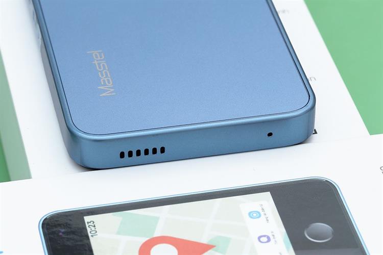 Điện thoại định vị trẻ em Masstel Alfa 5 Màu Xanh Dương