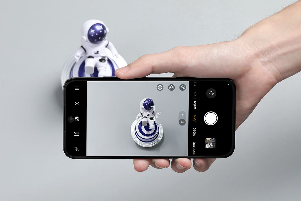 Điện thoại realme 15T 5G 8GB/256GB Màu Xám