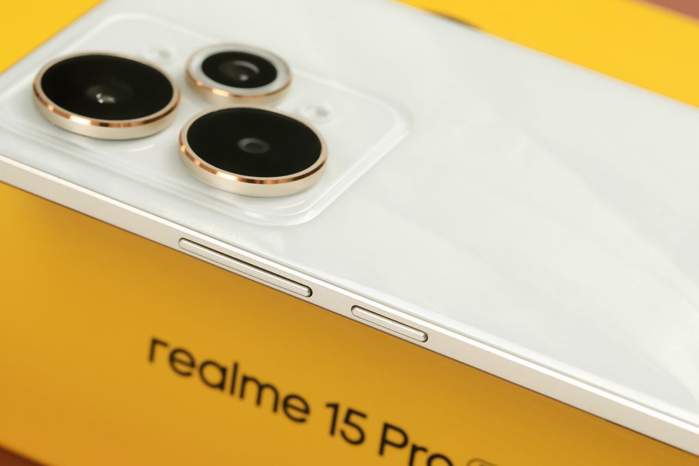 realme 15 Pro 5G 12GB/256GB - 8