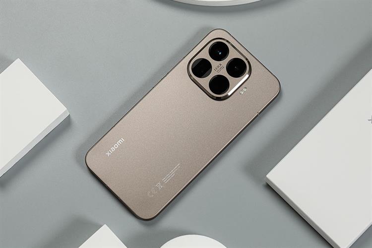 Điện thoại Xiaomi 15T Pro 5G 12GB/1TB Màu Vàng