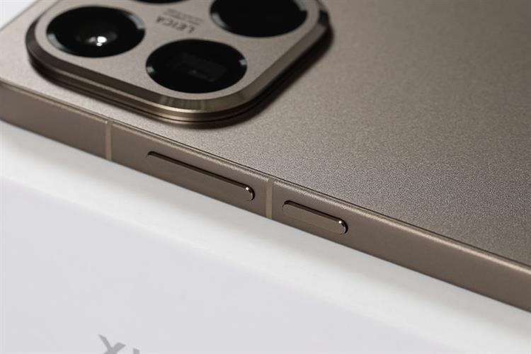 Điện thoại Xiaomi 15T Pro 5G 12GB/1TB Màu Vàng