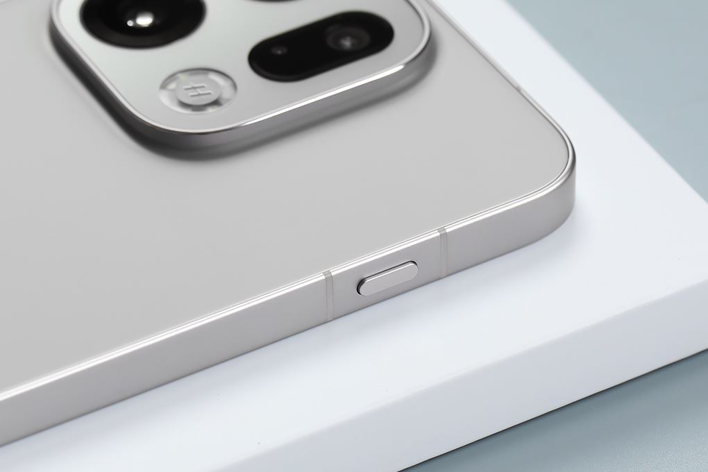 Điện thoại OPPO Find X9 5G 16GB/512GB Màu Titan xám
