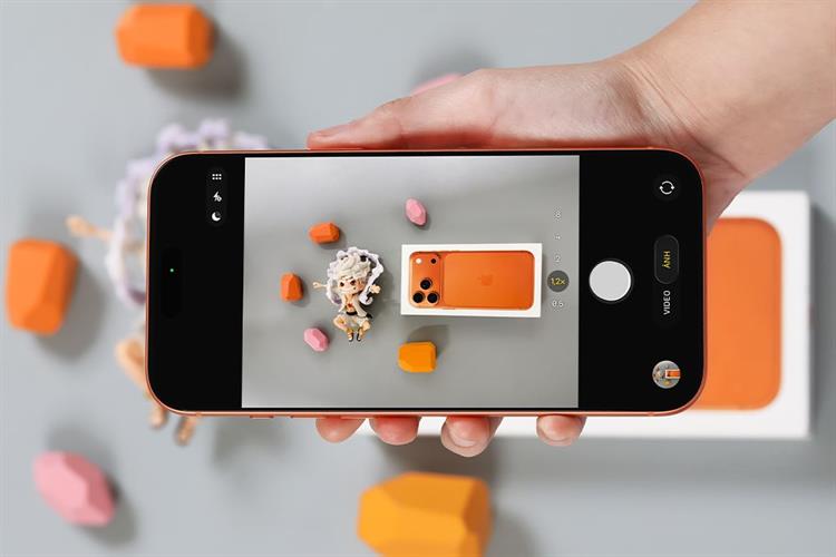 Điện thoại iPhone 17 Pro Max 2TB Màu Cam Vũ Trụ