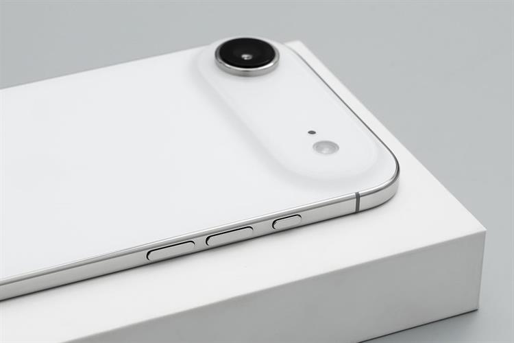 Điện thoại iPhone Air 1TB Màu Trắng Mây