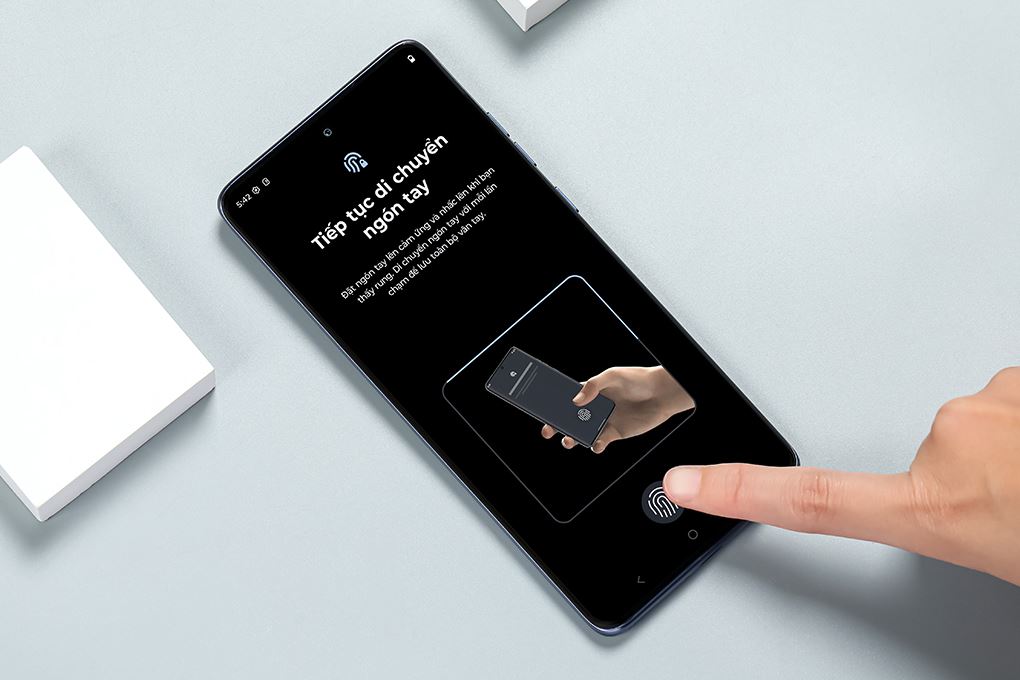 Điện thoại Motorola Edge 60 Fusion 5G 8GB/256GB Màu Xám