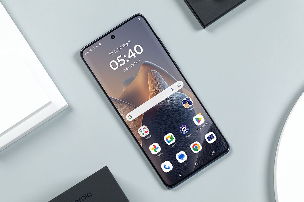Điện thoại Motorola Edge 60 Fusion 5G 8GB/256GB Màu Xám