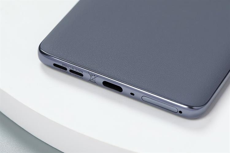 Điện thoại Motorola Edge 60 Fusion 5G 8GB/256GB Màu Xám