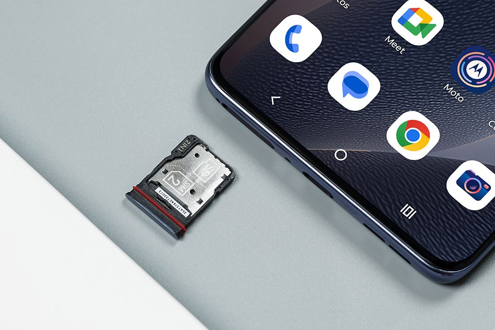 Điện thoại Motorola Edge 60 Fusion 5G 8GB/256GB Màu Xám