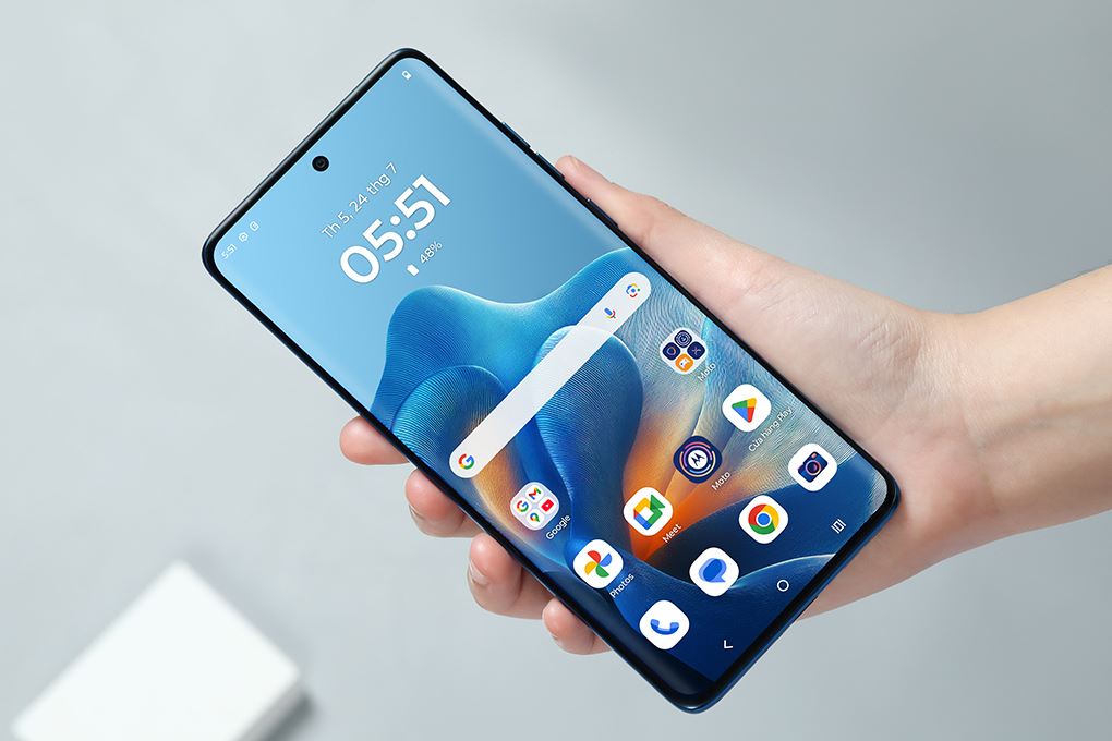 Điện thoại Motorola Edge 60 Fusion 5G 8GB/256GB Màu Xanh Nước Biển
