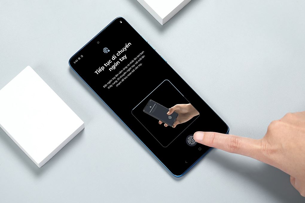 Điện thoại Motorola Edge 60 Fusion 5G 8GB/256GB Màu Xanh Nước Biển
