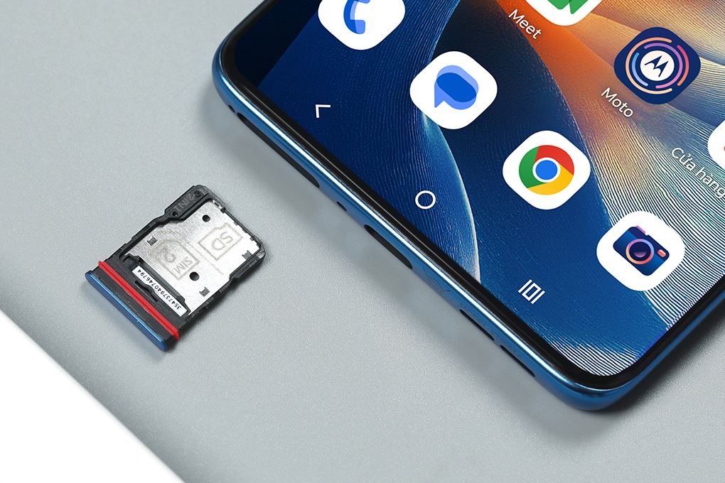 Điện thoại Motorola Edge 60 Fusion 5G 8GB/256GB Màu Xanh Nước Biển